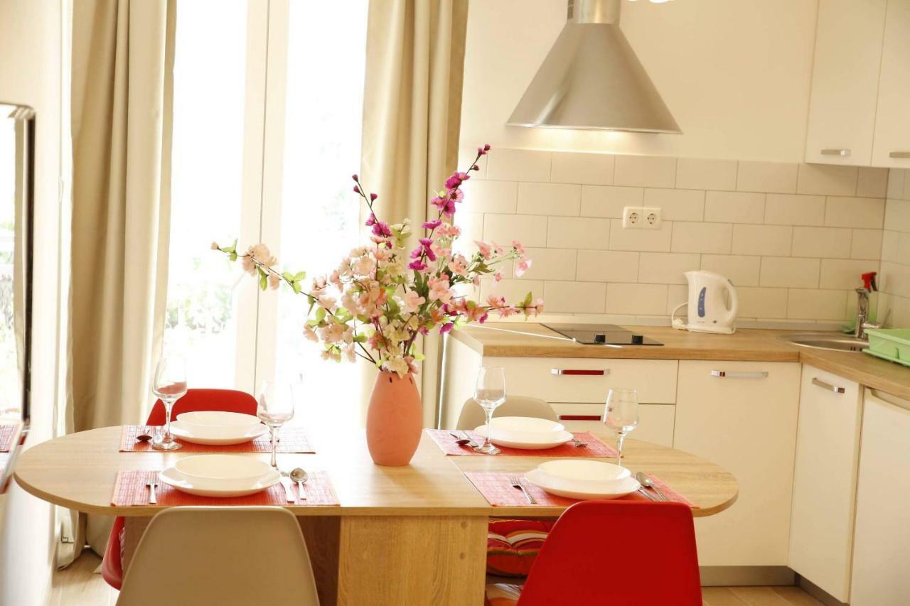 Sunny Day Apartments Трибунь Экстерьер фото